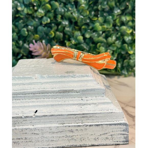 Vintage Victoria Leland Enamel Bow Hinge Bracelet - Picture 4 of 5